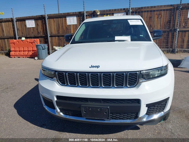 1C4RJKAG7P8887054 Jeep Grand Cherokee L Laredo 4x4