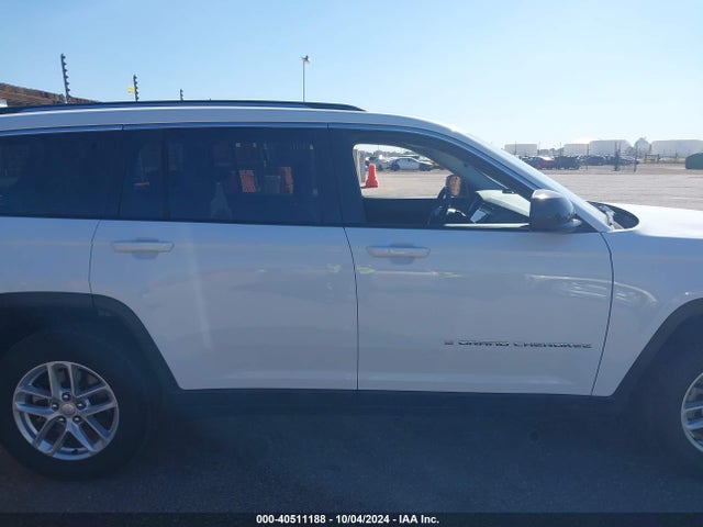 1C4RJKAG7P8887054 Jeep Grand Cherokee L Laredo 4x4
