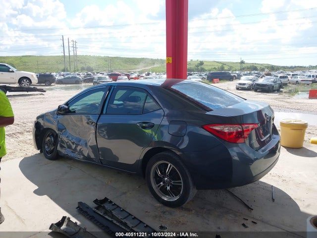 Toyota COROLLA LE 2018 2T1BURHE5JC978163 Image 14