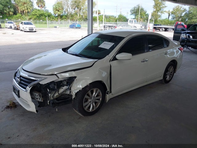 Nissan Altima 2.5 S 2014 1N4AL3AP1EC281925 Image 2