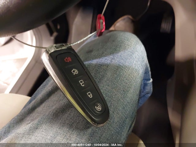 Ford Escape Titanium 2018 1FMCU9J96JUB60599 Image 11