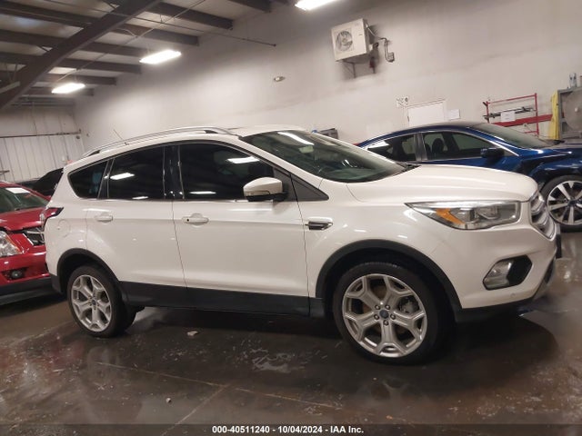 Ford Escape Titanium 2018 1FMCU9J96JUB60599 Image 13