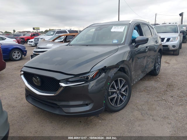 Продаж на аукціоні авто 2018 Mazda Cx-5 Grand Touring, vin: JM3KFBDM4J0400622, номер лоту: 40511317