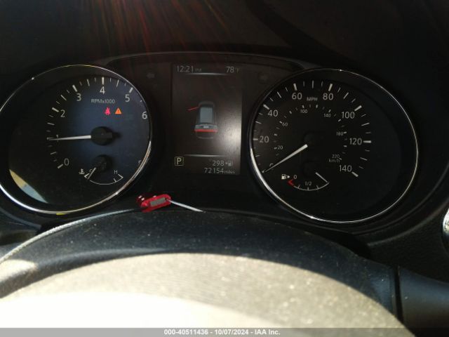JN8AT2MT8HW389608 Nissan ROGUE SV