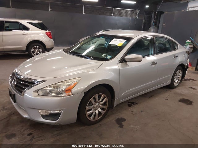 Nissan Altima 2.5 S 2015 1N4AL3APXFN401498 Image 2