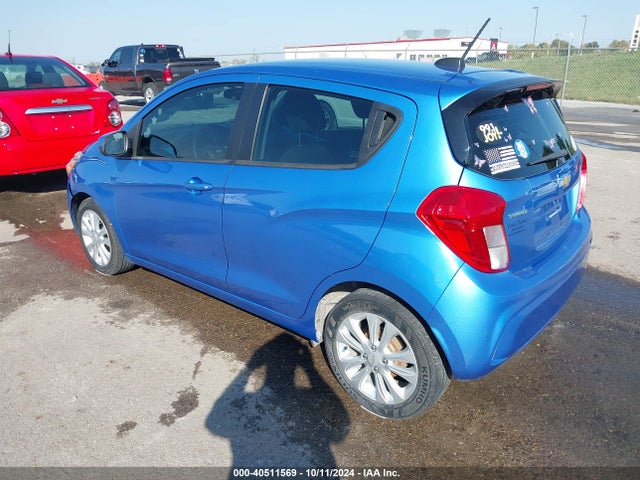 Chevrolet Spark 1lt Cvt 2017 KL8CD6SA2HC825941 Image 3