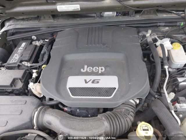 1C4BJWDGXFL658593 Jeep Wrangler Unlimited Sport
