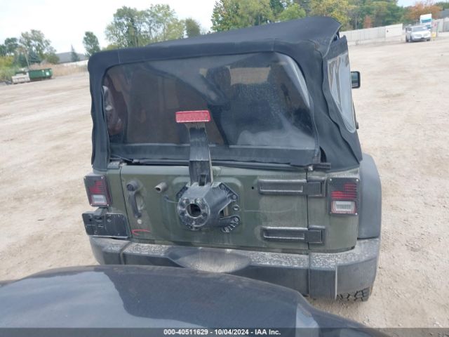 1C4BJWDGXFL658593 Jeep Wrangler Unlimited Sport