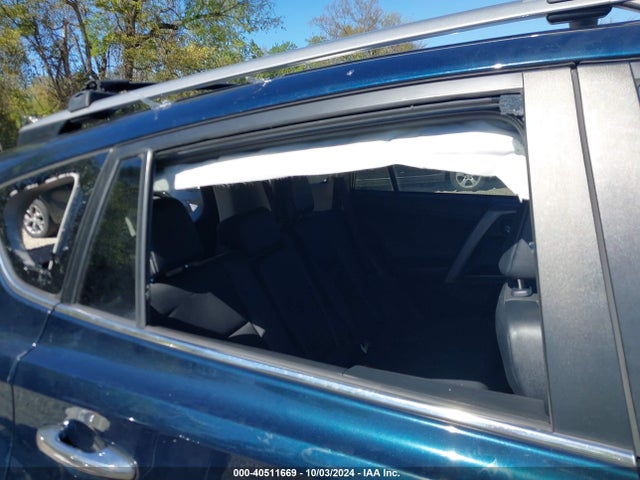 Toyota Rav4 Limited 2018 2T3YFREV2JW496023 Image 14
