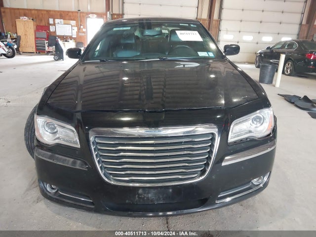 2C3CCARG6EH139129 Chrysler 300
