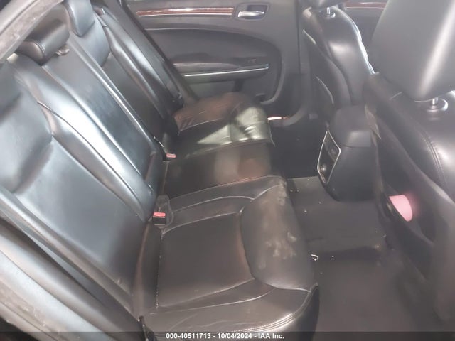 2C3CCARG6EH139129 Chrysler 300
