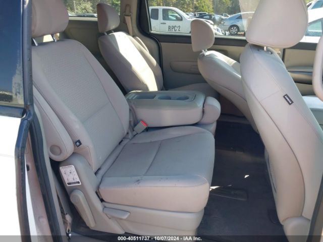 KNDMB5C16G6103511 KIA SEDONA LX