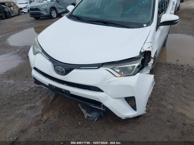 Toyota Rav4 Xle 2018 2T3WFREVXJW451502 Image 17