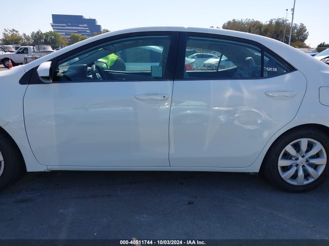 Toyota COROLLA LE 2016 5YFBURHE7GP513831 Image 14