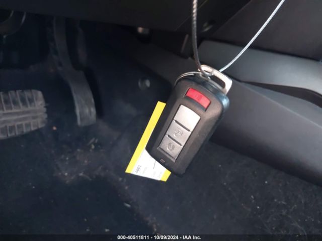 4A4AP4AUXFE045797 Mitsubishi Outlander Sport Se