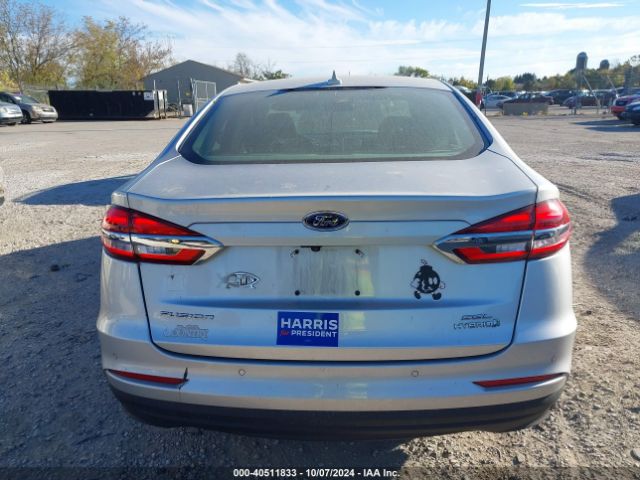 3FA6P0MU3KR262381 Ford Fusion Hybrid Sel
