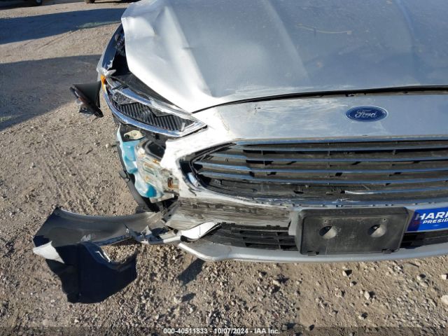 3FA6P0MU3KR262381 Ford Fusion Hybrid Sel