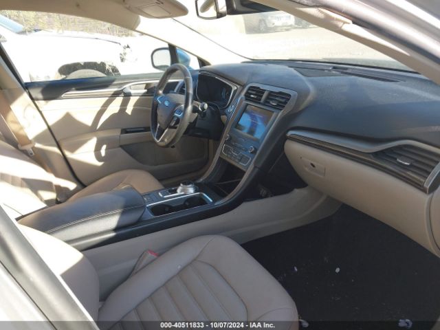 3FA6P0MU3KR262381 Ford Fusion Hybrid Sel