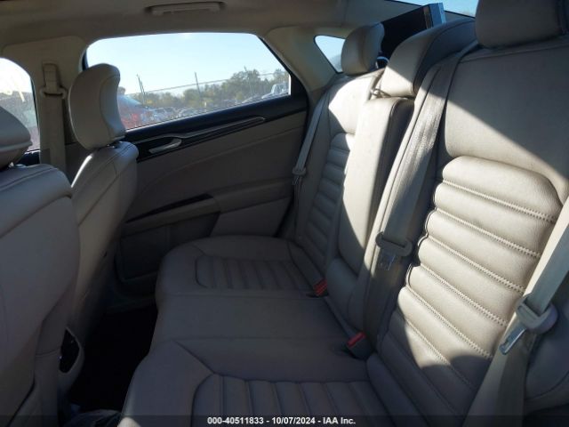 3FA6P0MU3KR262381 Ford Fusion Hybrid Sel