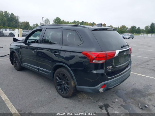 JA4AD3A38JZ030924 Mitsubishi Outlander Le