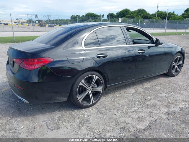W1KAF4GB8NR020846 Mercedes-Benz C 300 Sedan