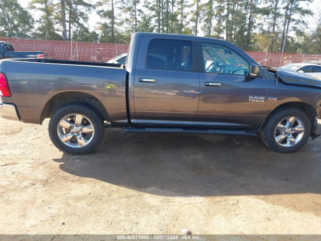 1C6RR7LT3HS565667 RAM 1500 Lone Star  4x4 5'7 Box
