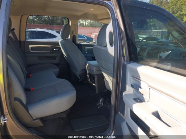 1C6RR7LT3HS565667 RAM 1500 Lone Star  4x4 5'7 Box