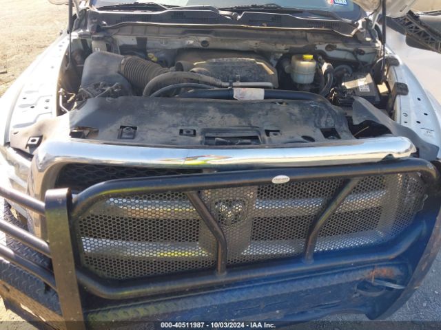 3C6UR5CJ9HG601365 RAM 2500 Tradesman  4x4 6'4 Box