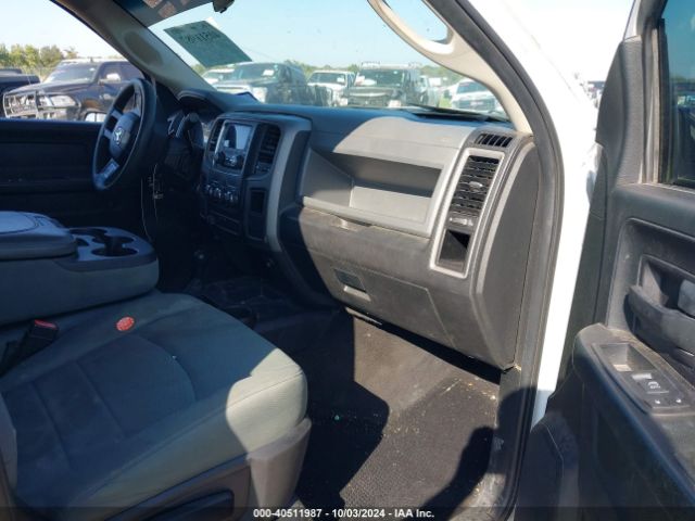 3C6UR5CJ9HG601365 RAM 2500 Tradesman  4x4 6'4 Box