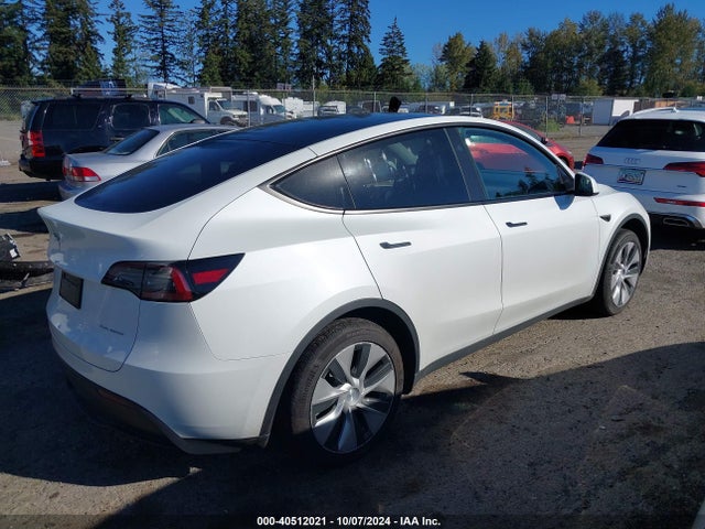 2023 TESLA MODEL Y 7SAYGDEE6PF807244 Photo 3