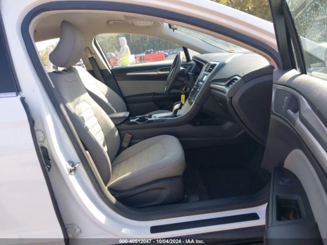 1FA6P0G77F5120811 Ford FUSION S