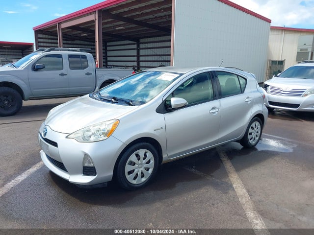 Toyota Prius C Four/one/three/two 2014 JTDKDTB34E1560918 Image 2