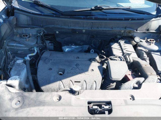 JA4AP3AW3JU018999 Mitsubishi Outlander Sport 2.4 Se