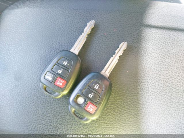 2T1BURHE7GC604890 Toyota COROLLA LE