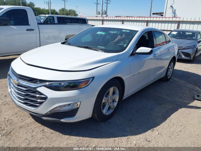 1G1ZD5STXRF120729 Chevrolet Malibu Fwd 1lt