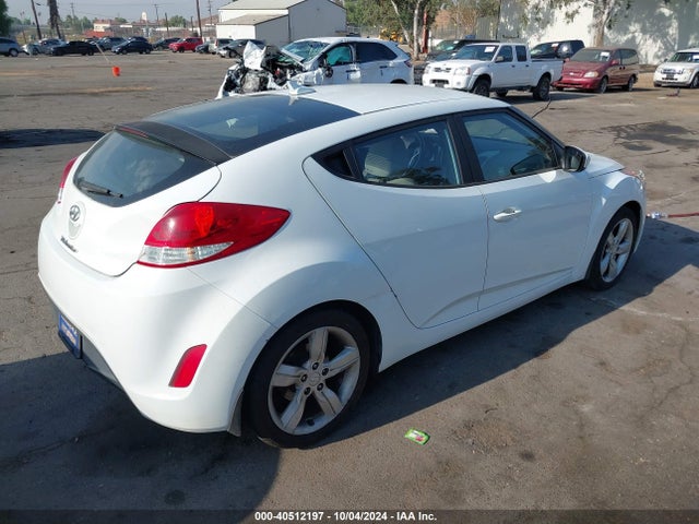 Hyundai Veloster Base W/gray 2014 KMHTC6AD3EU195581 Image 4