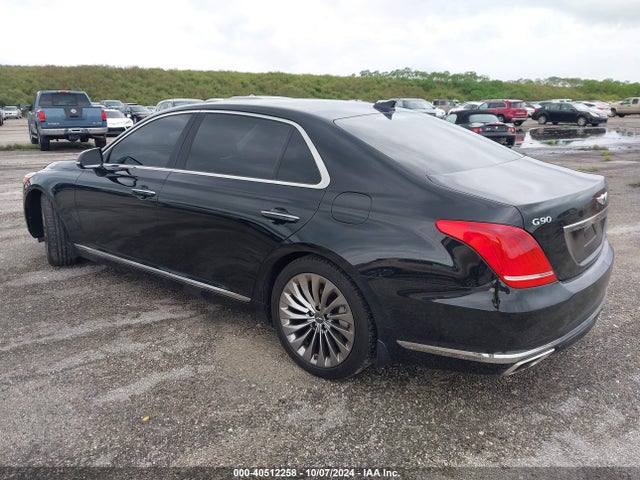 Genesis G90 2017 KMHG34JAXHU032426 Image 3
