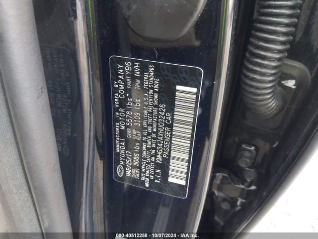 Genesis G90 2017 KMHG34JAXHU032426 Image 9