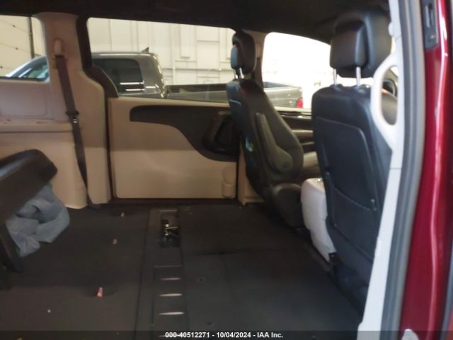 2C4RDGCG5KR648360 Dodge Grand Caravan Sxt