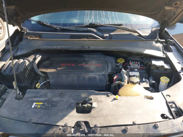 3C4NJCBB2JT122964 Jeep Compass Latitude Fwd