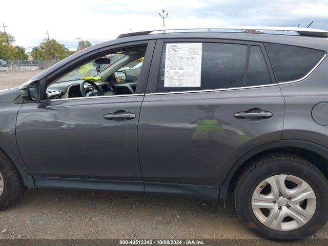 Toyota RAV4 LE 2015 JTMBFREV8FJ037977 Image 14