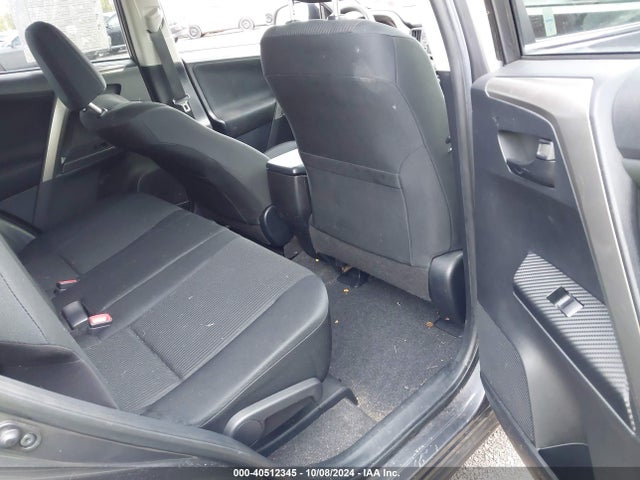 Toyota RAV4 LE 2015 JTMBFREV8FJ037977 Image 8