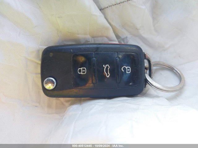 3VWD17AJ0GM395669 Volkswagen Jetta 1.8t Sport