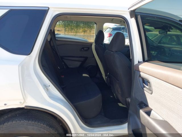 5N1BT3AA7PC900200 Nissan Rogue S Fwd