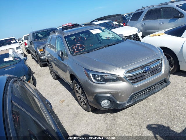 Subaru Outback 2.5i Limited 2018 4S4BSANC1J3394826 Image 1