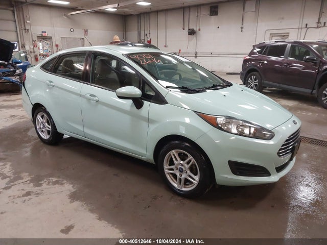 2017 3FADP4BJ7HM171210 main image