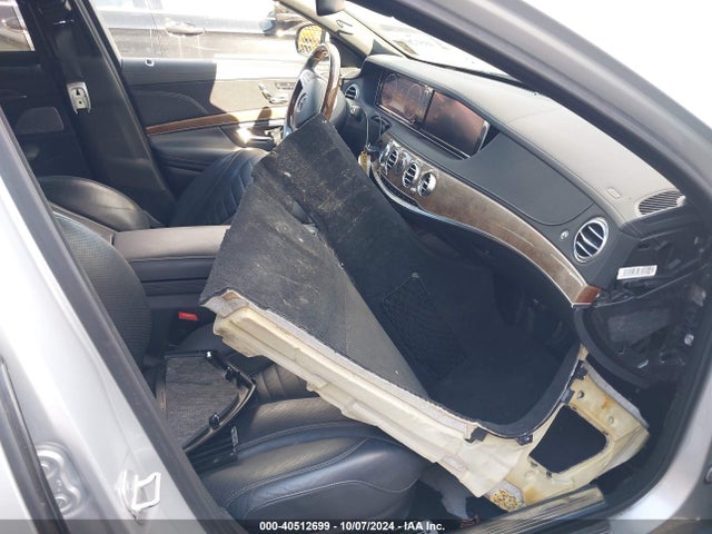 WDDUG8CB3EA009176 Mercedes-Benz S 550