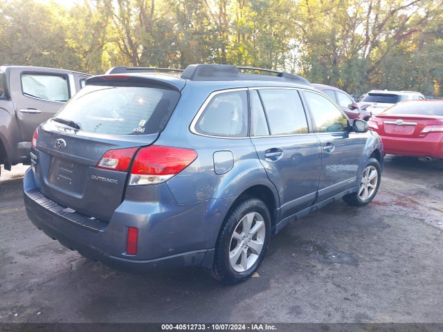 4S4BRCACXE3243020 Subaru Outback 2.5i