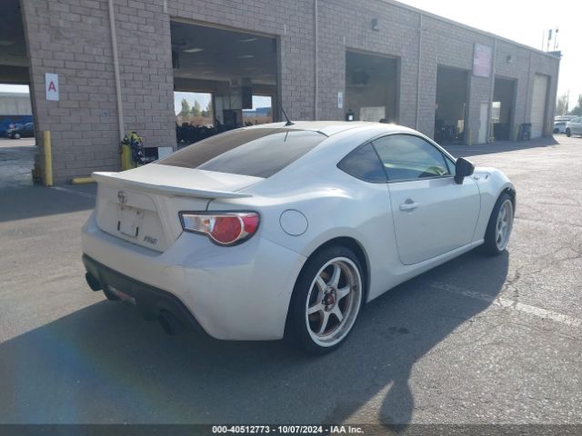 JF1ZNAA15E8707132 Scion Fr-s Monogram