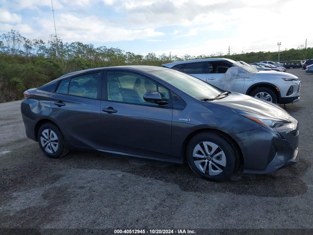 Toyota Prius Three 2018 JTDKARFU9J3067216 Image 13